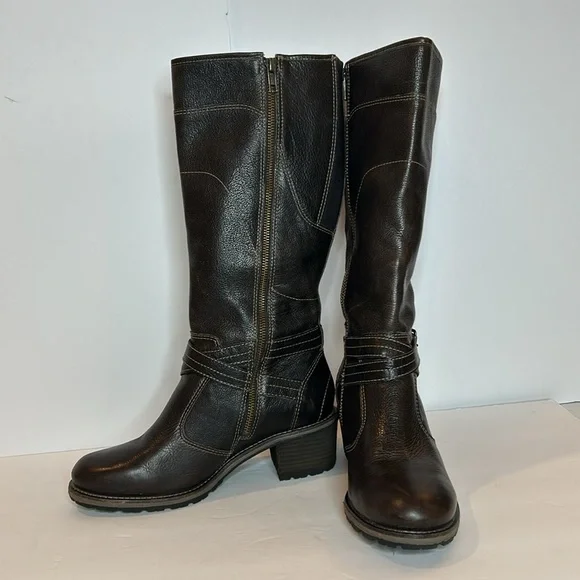 LLBean women’s Deerfield knee high leather dark brown boots. Size 8.5 - Picture 1 of 15